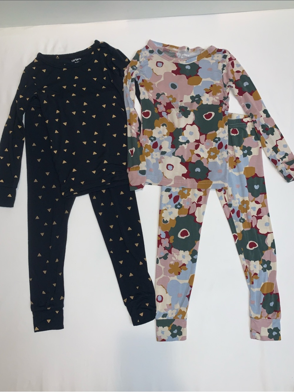 Carter’s 2 Long Sleeve Pajama Sets